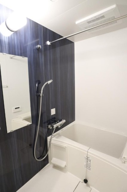 バス・シャワールーム　バスルーム