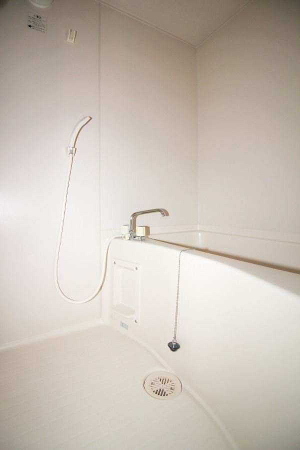 バス・シャワールーム　浴室スペース