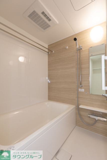 バス・シャワールーム　※写真は同タイプ住戸です。