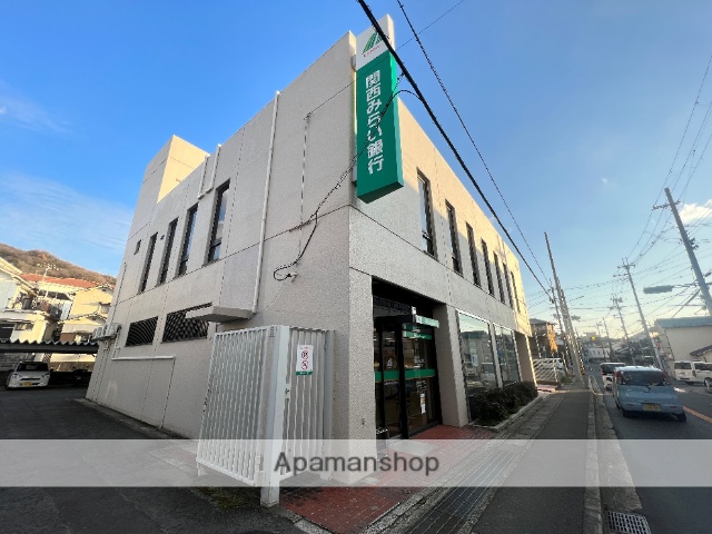 銀行　関西みらい銀行（銀行）まで595m