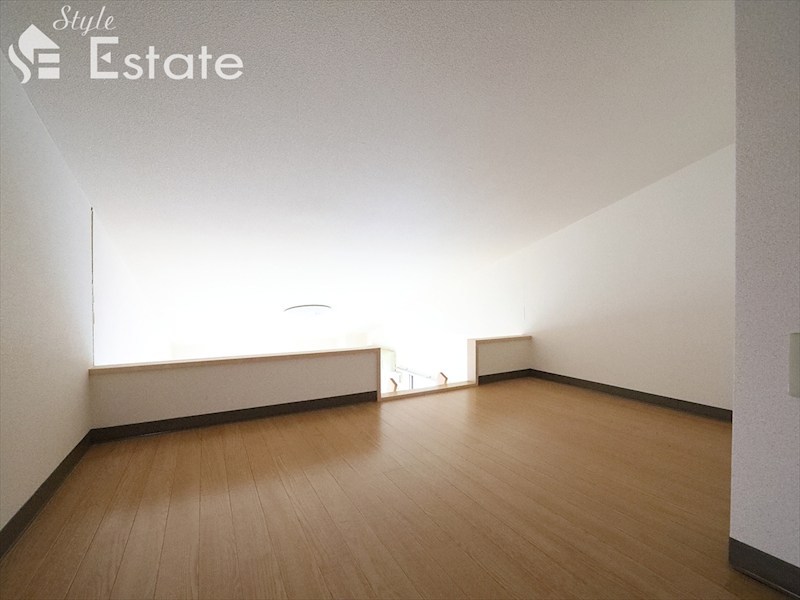 その他部屋・スペース　洋室6.9帖　キッチン2.0帖