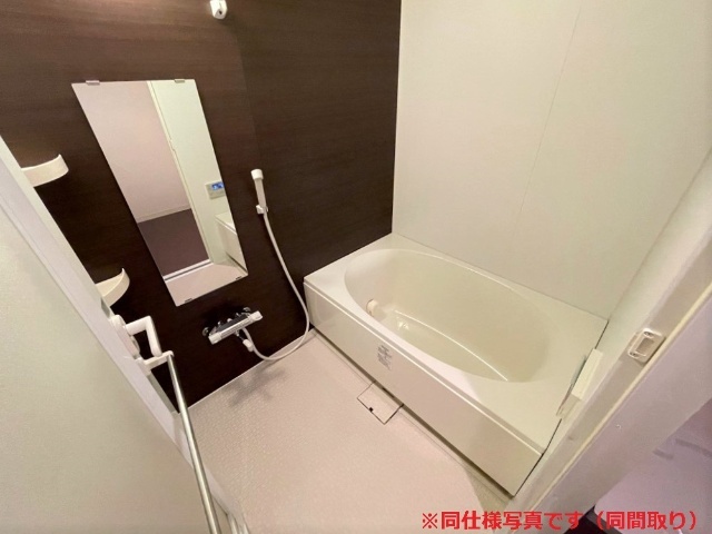 居室・リビング　フローリングのお部屋です。