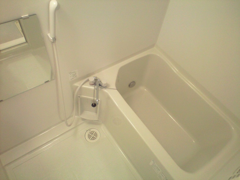 バス・シャワールーム　広々とした浴室です♪