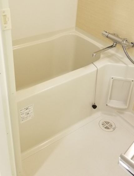 バス・シャワールーム　★ゆったりとできる広さの浴槽★