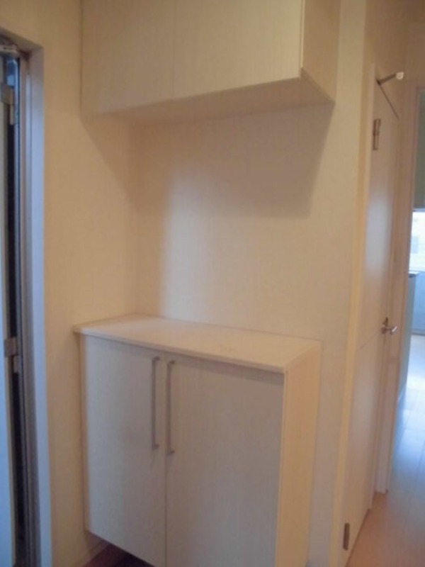 玄関　図面と現状に相違がある場合には現状を優先