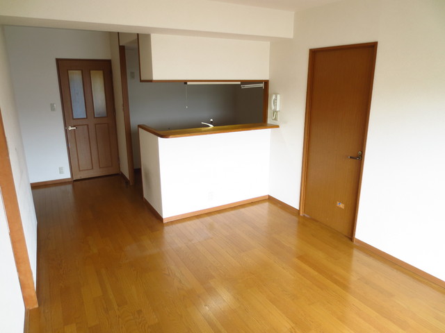 居室・リビング　１３帖のリビングです