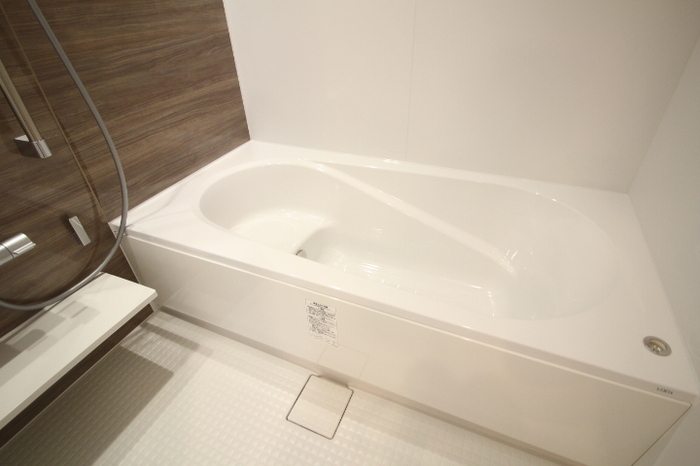 バス・シャワールーム　B103 一坪風呂