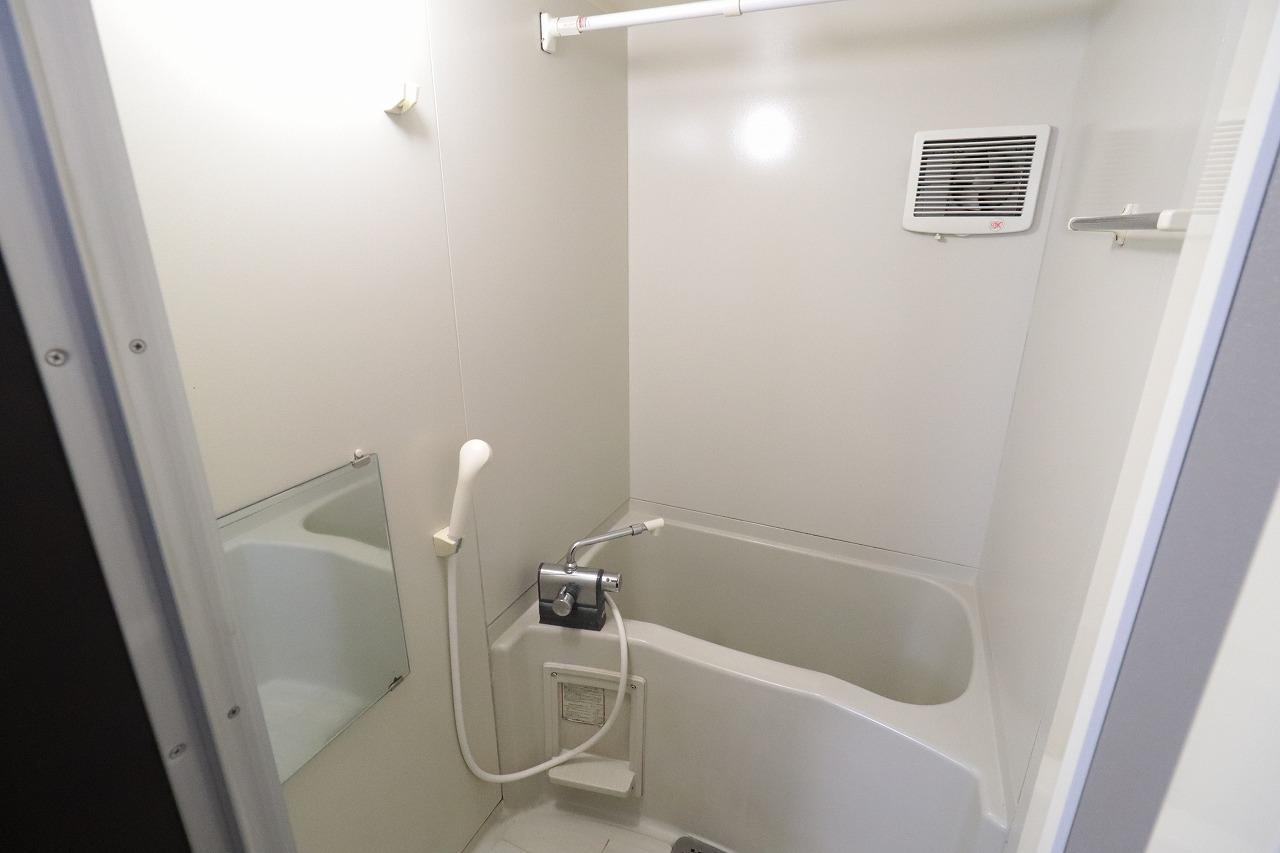 バス・シャワールーム　浴室