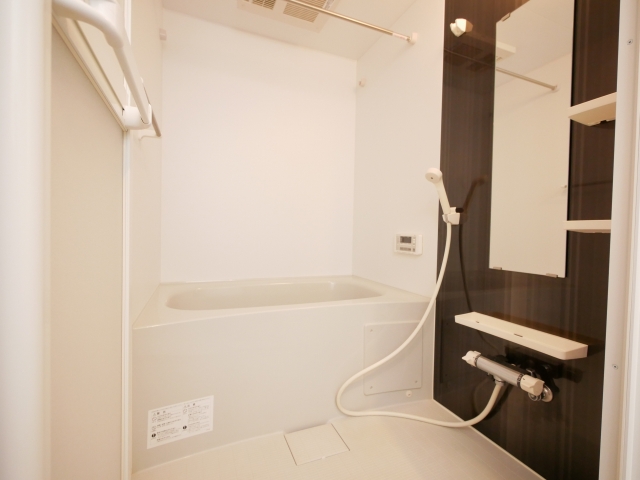 バス・シャワールーム　お風呂です