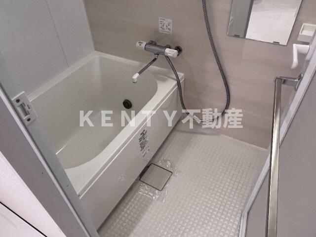 バス・シャワールーム　ゆったり過ごせるお風呂です