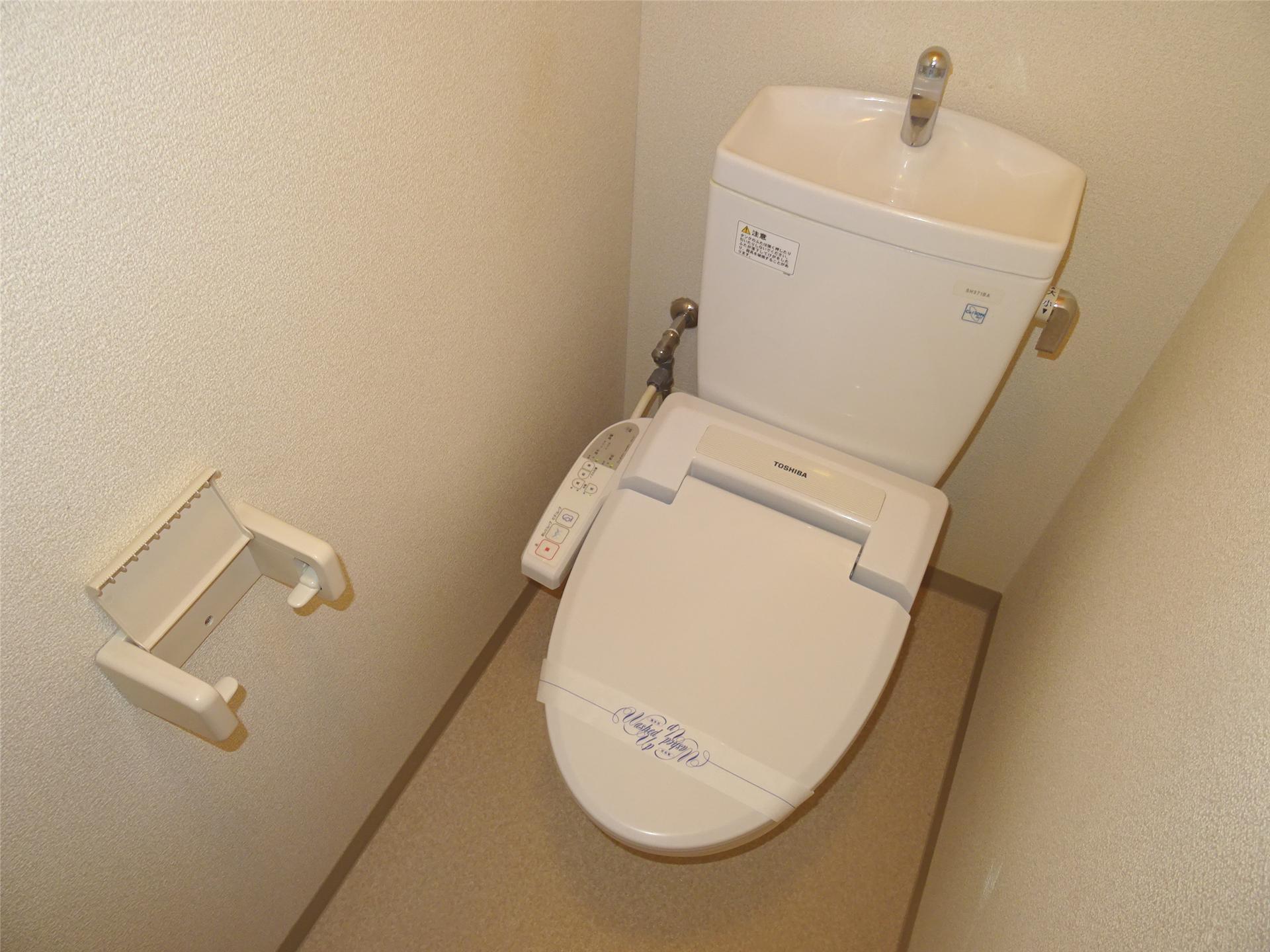 トイレ　トイレにはウォシュレット付きです。