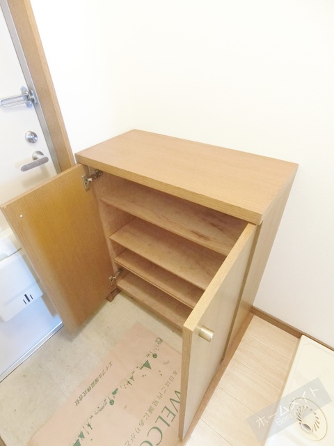 玄関　シューズボックス