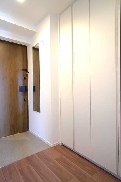 玄関　※写真は同タイプ住戸です。