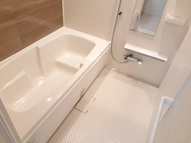 バス・シャワールーム　日々の疲れを癒すお風呂付です