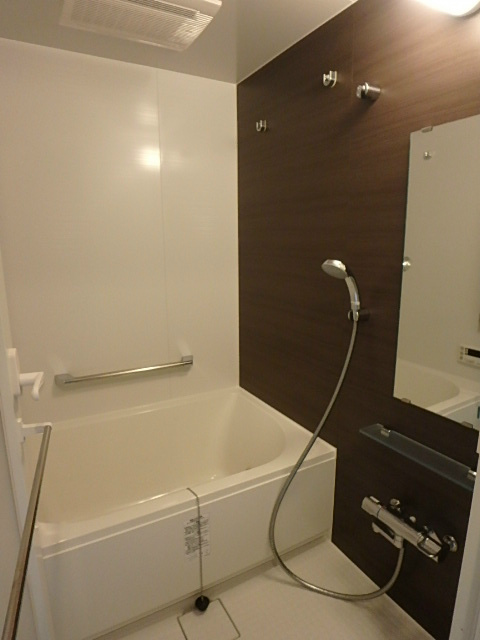 バス・シャワールーム　同仕様参考写真
