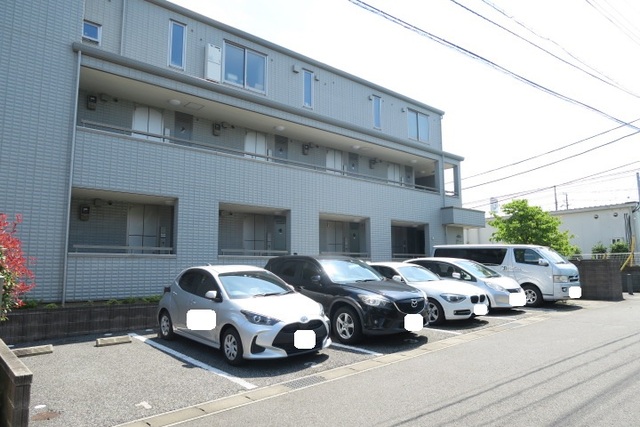 駐車場　敷地内駐車場（空き要確認）