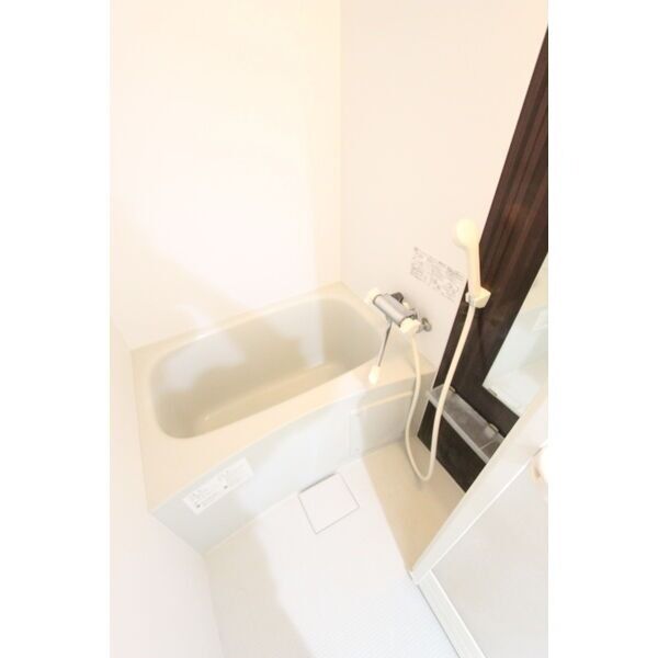 バス・シャワールーム　※同タイプの写真です。