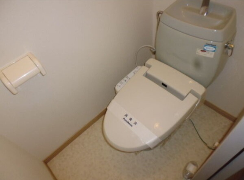 トイレ　図面と現状に相違がある場合には現状を優先