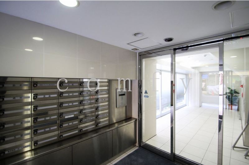 エントランス　エントランス