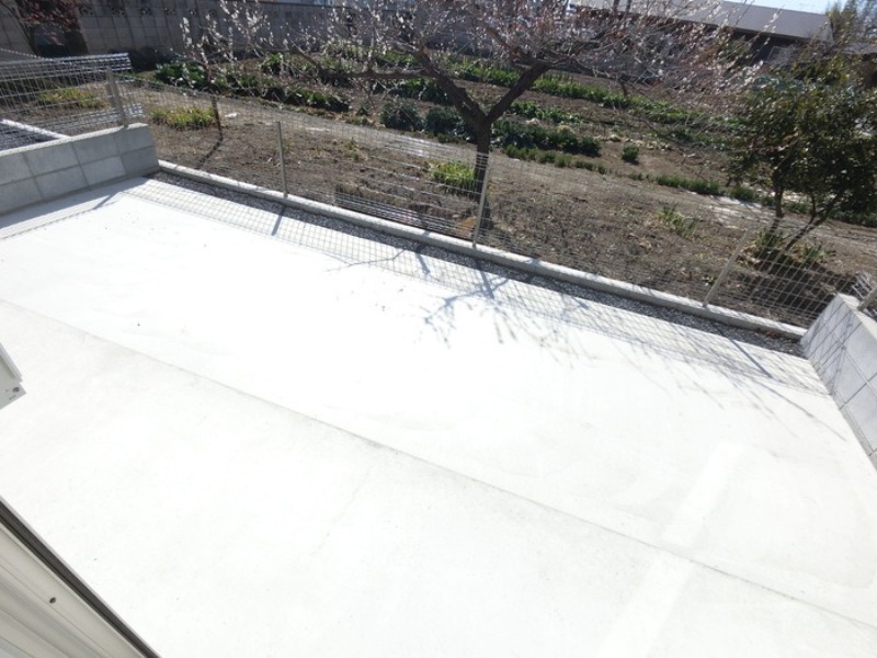 庭　図面と現状に相違がある場合には現状を優先