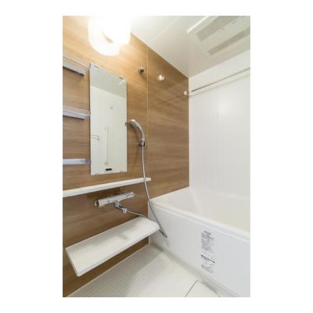 バス・シャワールーム　※写真は同タイプ住戸です。