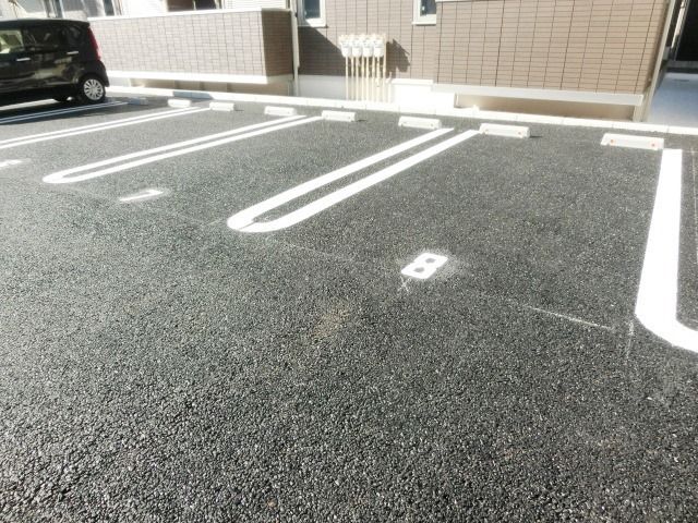 駐車場　敷地内駐車場ございます