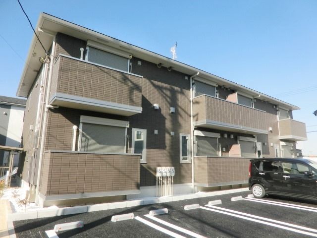 建物外観　2021年12月完成、都市ガス、インターネット無料