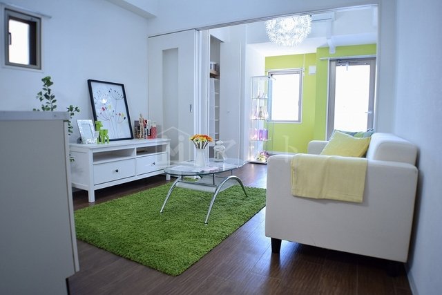 居室・リビング　広々とした室内