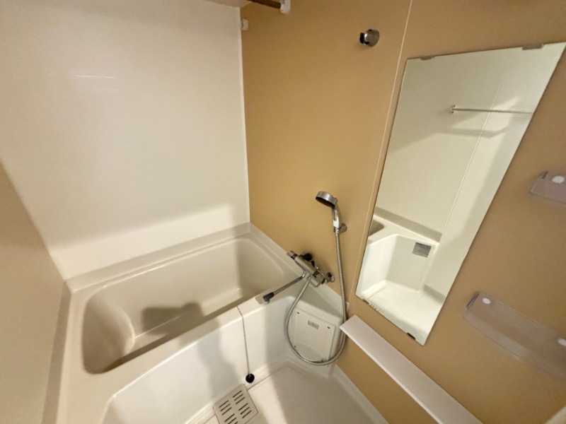 バス・シャワールーム　別号室イメージ