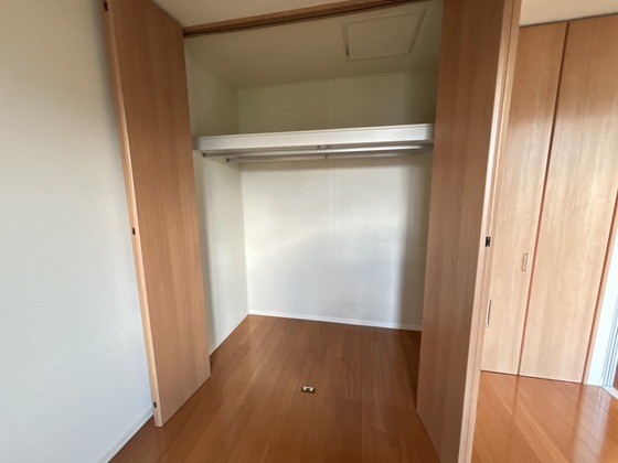 収納　※別号室の写真です。