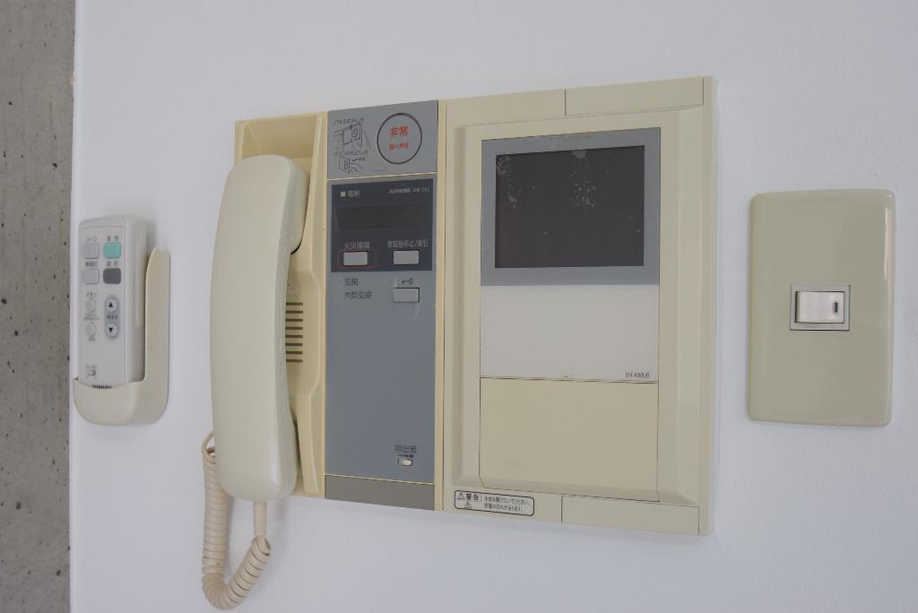 セキュリティ　カメラ付インターホン