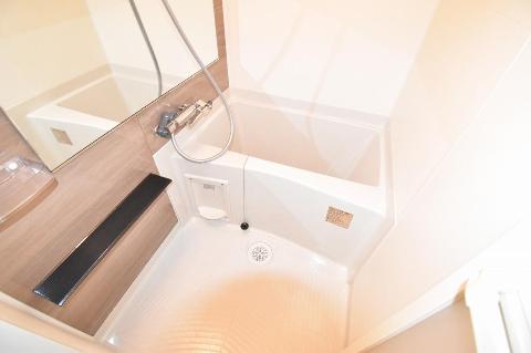 バス・シャワールーム　バス