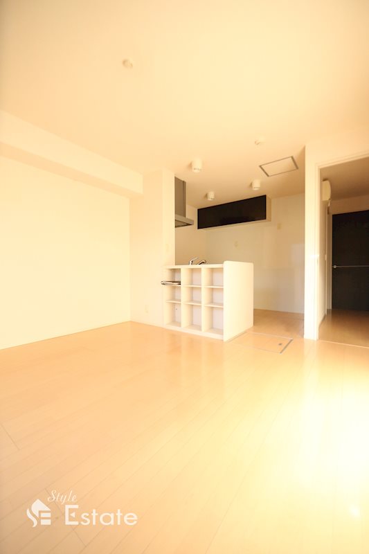 居室・リビング　LDK11.0帖　洋室6.0帖　洋室6.0帖