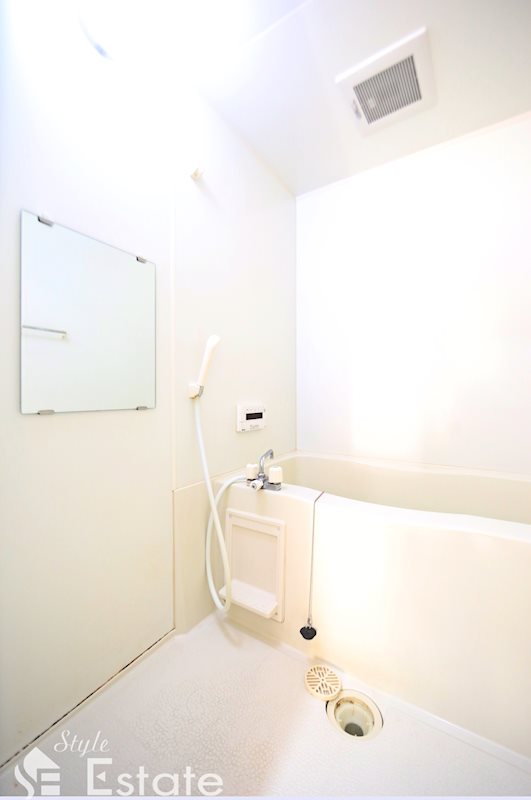 バス・シャワールーム　バスルーム　浴室追焚機能