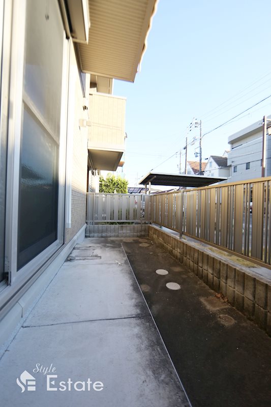 バルコニー　バルコニー