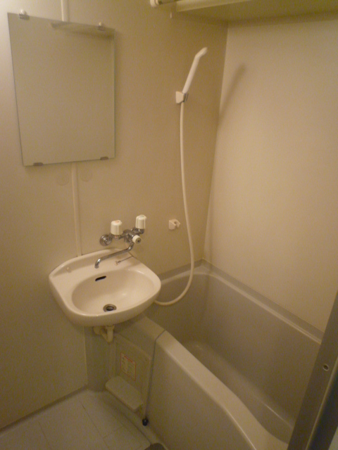 バス・シャワールーム　バス