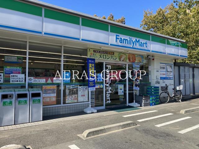 コンビニ　ファミリーマート 南山田三丁目店（コンビニ）まで566m