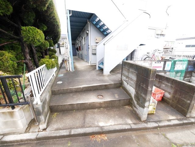 エントランス　★お部屋探しは、タウンハウジング多摩センター店へ★