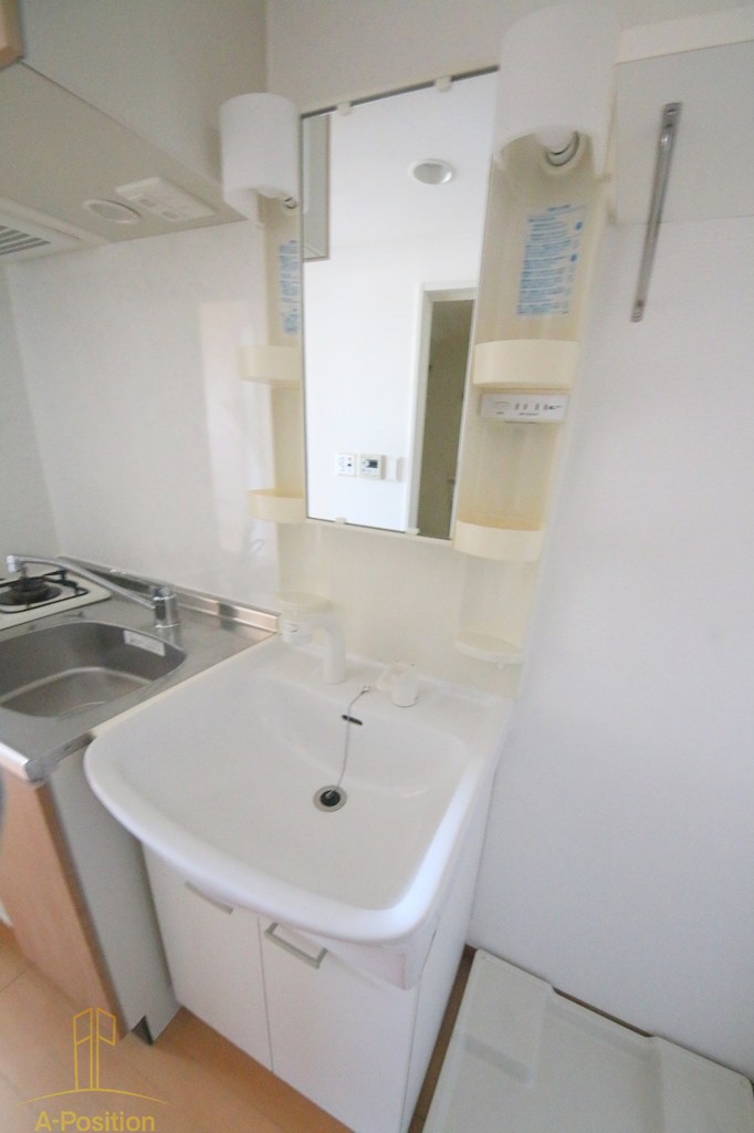 洗面設備　エステムコート難波センチュリオ