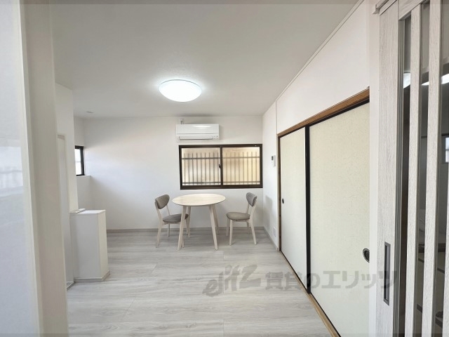 居室・リビング　リビング