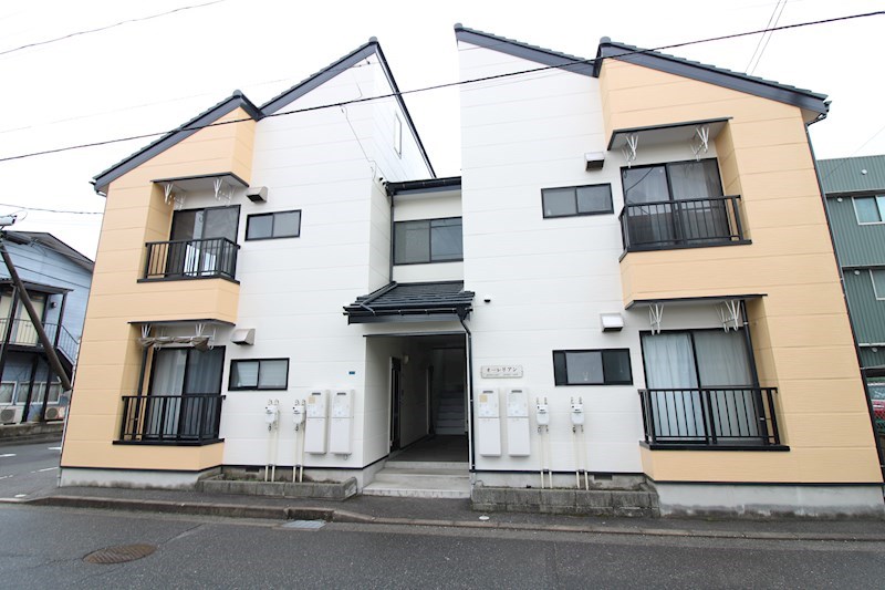 建物外観　角部屋