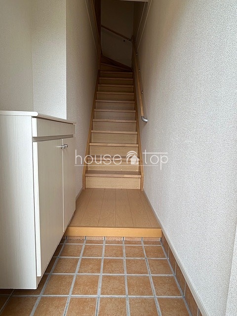 玄関　◆同社施工事例