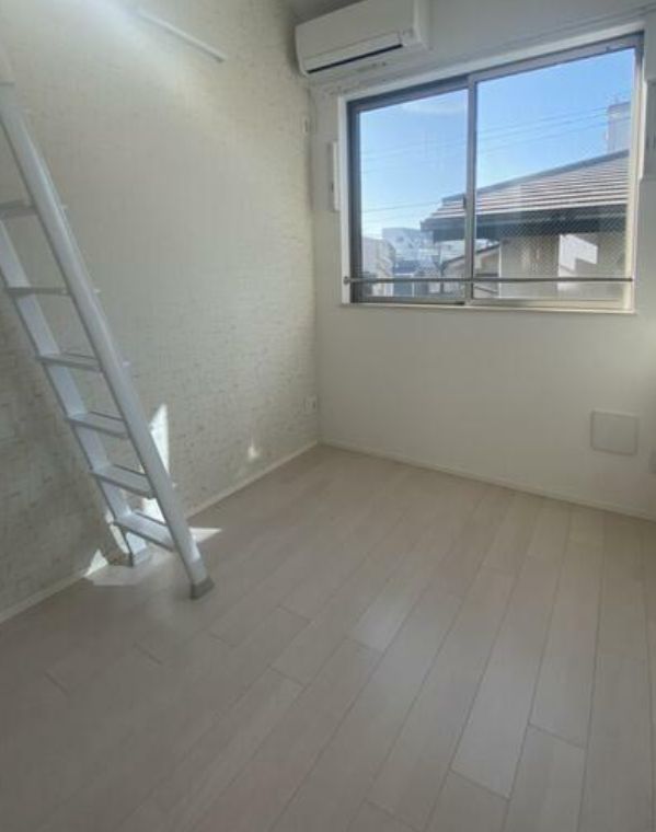 居室・リビング　ホワイトフローリング（同一仕様写真）