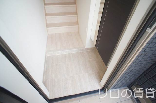 玄関　同型仕様