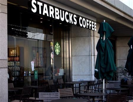 飲食店　スターバックス（飲食店）まで300m