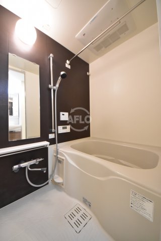 バス・シャワールーム　プレサンス梅田北アロー　浴室