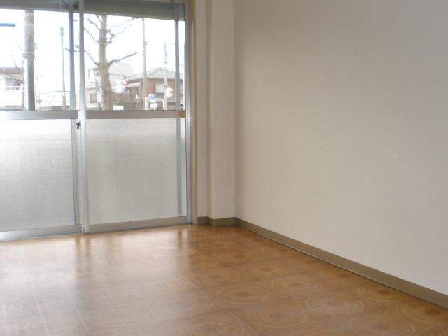 居室・リビング　★日当たり良好★