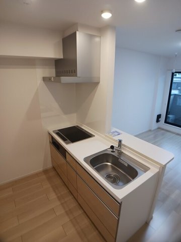 キッチン　コンパクトなキッチンで掃除もラクラク