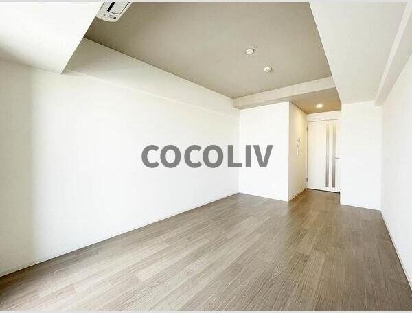 居室・リビング　同物件別部屋写真