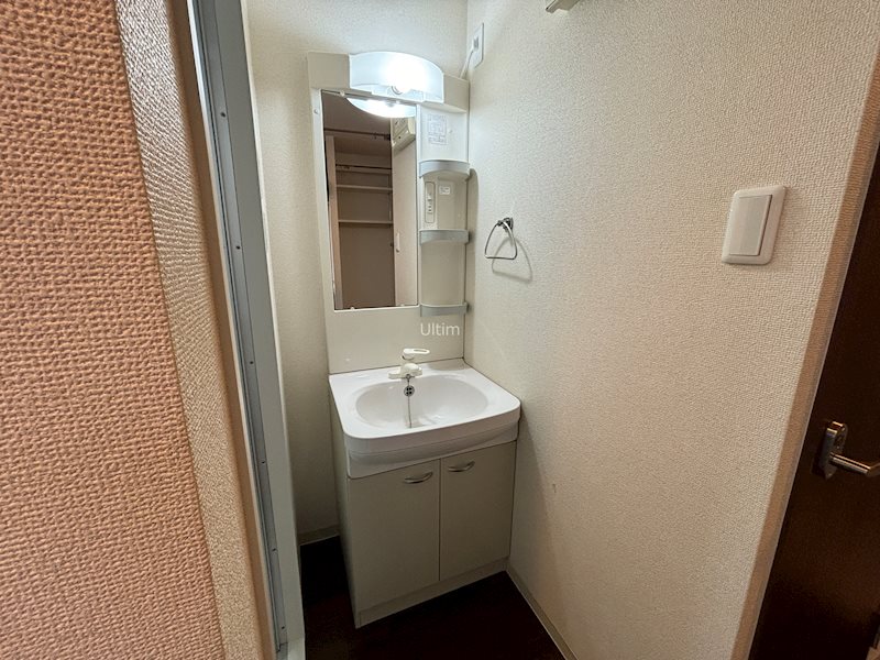 洗面設備　別のお部屋のお写真です。ご参考までに。
